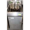 Image 1 : FRYMASTER FRYER WITH 2 BASKETS