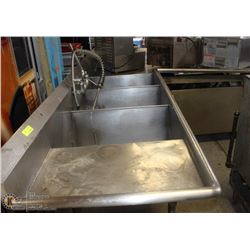 STAINLESS TRIPLE SINK WITH RUN OFF
