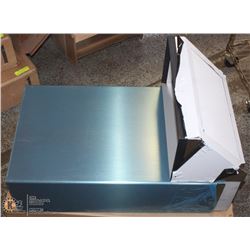 #303 WALL MOUNTED STAINLESS STEEL WASTE RECEPTICLE