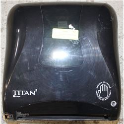 TOWEL DISPENSER TITAN SENSOR ACTIVATED