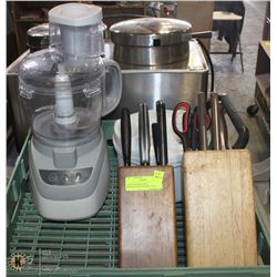 2 KNIFE BLOCKS WITH KNIVES,SALAD SPINNER , FOOD