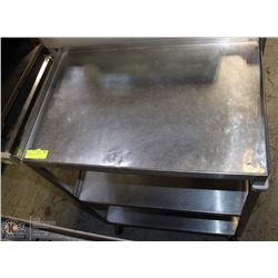 BUS CART 24"X16"X32"