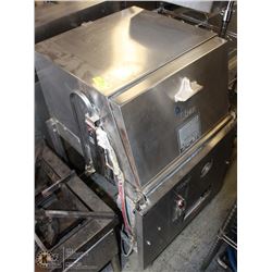 STERO COMMERCIAL GLASS WASHER