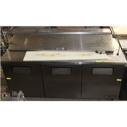 TRU REFRIGERATED 3 DOOR PREP STATION
