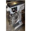 Image 1 : BLAKSLEE 20 QT MIXER WITH GUARD AND ATTACHMENTS