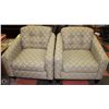 Image 1 : 2 FABRIC LAZYBOY SIDE CHAIRS