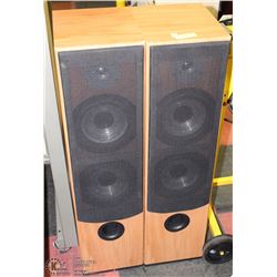 HOUSE SPEAKERS 250WATTS