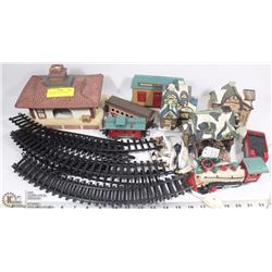CHRISTMAS VILLAGE TRAIN SET