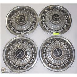 VINTAGE 14" THUNDERBIRD HUB CAPS SET OF 4