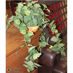 SINGLE CASCADING SILK  PLANT IN CLAY POT