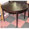 Image 1 : SHOWHOME ROUND WOOD KITCHEN TABLE