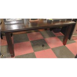 SHOWHOME RUSTIC STYLE KITCHEN TABLE