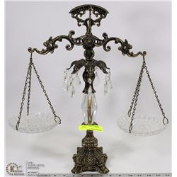 VINTAGE BALANCING SCALE
