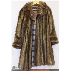 VINTAGE FUR COAT