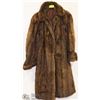 Image 1 : VINTAGE MINK FUR COAT