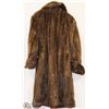 Image 2 : VINTAGE MINK FUR COAT