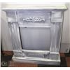 Image 1 : FIREPLACE SURROUND W/ MANTLE