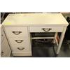 Image 2 : WOOD WHITE 9-DRAWER DRESSER