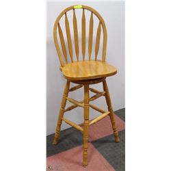WOOD SWIVEL BAR STOOL