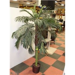 6' PALM TREE WITH WICKER BASKET