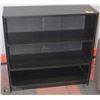 Image 1 : BLACK WOOD 3-SHELF STORAGE/BOOKSHELF