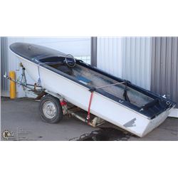 16 FOOT FIBRE GLASS FISHING BOAT