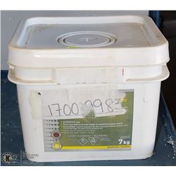 SQUARE 7 KG PAIL OF SHOCK TREATMENT