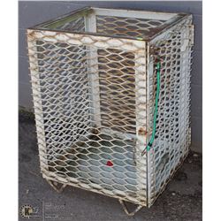 SMALL METAL CAGE