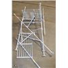 Image 1 : GREY CLOTHS DRYING RACK AS IS