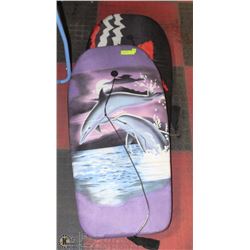 2 BOOGIE BOARDS