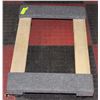 Image 1 : 4 WHEELED CARPETED DOLLY