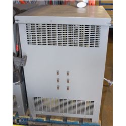 S.C.R. INDUSTRIAL CHARGER MODEL 20SCR725-3