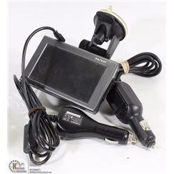 ALPINE SAT NAVIGATION SYSTEM