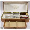 Image 1 : BONE HANDLE CARVING SET