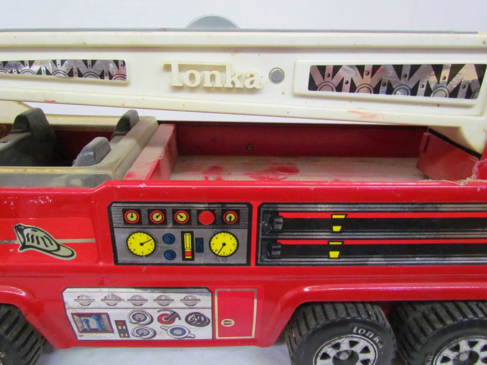 Tonka fire truck 24 x 8 1/2