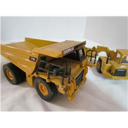 611 Cat - Earth mover & Dump truck