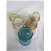 Image 2 : 5 clear #9 Dominion, 1 blue Hemingray insulators