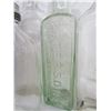 Image 2 : 8 Glass Bottles - Different Sizes