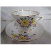 Image 5 : 5 Teacups with saucers - Flower Garden & Phoenix Bone China