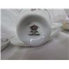 Image 6 : 5 Teacups with saucers - Flower Garden & Phoenix Bone China