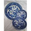 Image 1 : Decorative Plates - 1 Big, 8 Saucer size
