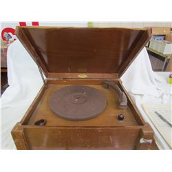 "A Boyco Product" Antique Record Player - Wood piece broken off lid