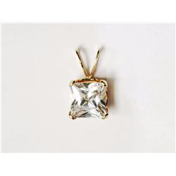 10KT Yellow Gold Cubic Zirconia Pendant Retail $140