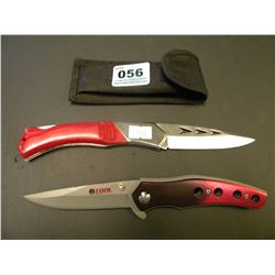 2 FOLDING KNIVES WITH CASE