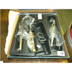 BATHROOM FAUCET SET