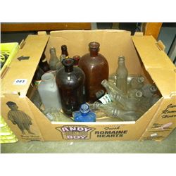 LARGE BOX OF COLLECTIBLE BOTTLES