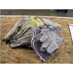 LOT OF NEW WORK GLOVES