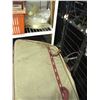 Image 1 : APPROX 4 CEILING LIGHTS/2 LUGGAGE