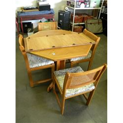 OAK OCTAGON SHAPED DINING TABLE WITH LEAF & 4 MATCHING OAK/RATTANED DINING CHAIRS
