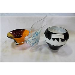 TWO ART GLASS VASES AND ART GLASS FISH